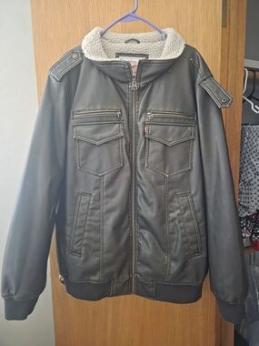 Levi's Black Bomber Jacket with Cream Sherpa Collar